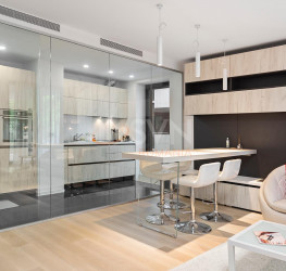 Apartament, 3 rooms with underground parking included Bucuresti/Primaverii