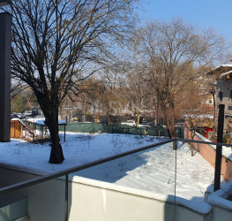 Apartament, 3 rooms with underground parking included Bucuresti/Primaverii