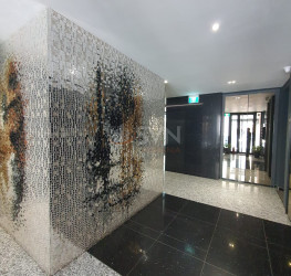 Apartament, 3 rooms with underground parking included Bucuresti/Primaverii