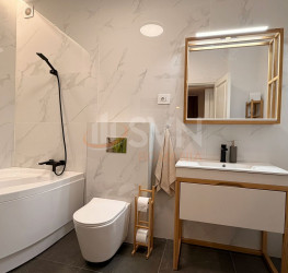 Apartament, 3 rooms with underground parking included Bucuresti/Sisesti