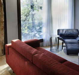 Apartament, 3 rooms with underground parking included Bucuresti/Primaverii