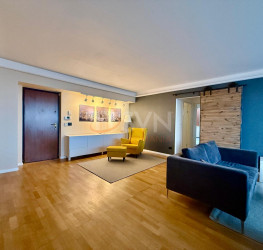 Apartament, 3 rooms with underground parking included Bucuresti/Sisesti