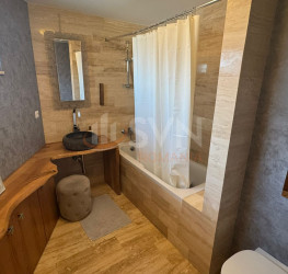 Apartament, 3 rooms with underground parking included Bucuresti/Calea Victoriei