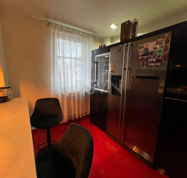 Apartament, 3 rooms with underground parking included Bucuresti/Piata Muncii