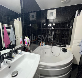 Apartament, 3 rooms with underground parking included Bucuresti/Piata Muncii