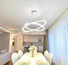 Apartament, 3 rooms with underground parking included Bucuresti/Nordului