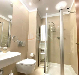 Apartament, 3 rooms with underground parking included Bucuresti/Nordului