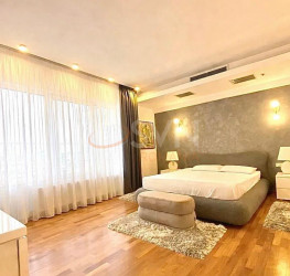 Apartament, 3 rooms with underground parking included Bucuresti/Herastrau