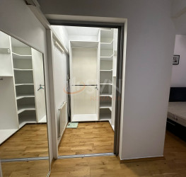 Apartament, 3 rooms with underground parking included Bucuresti/Pipera