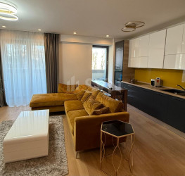 Apartament, 3 rooms with underground parking included Bucuresti/Floreasca