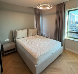 Apartament, 3 rooms with underground parking included Bucuresti/Pipera