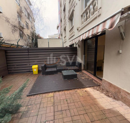 Apartament, 3 rooms with underground parking included Bucuresti/Herastrau