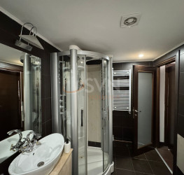 Apartament, 3 rooms with underground parking included Bucuresti/Herastrau