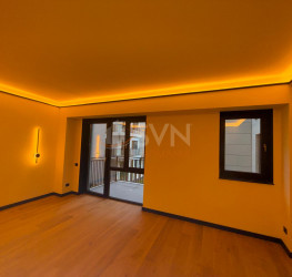 Apartament, 3 rooms with underground parking included Bucuresti/Pipera