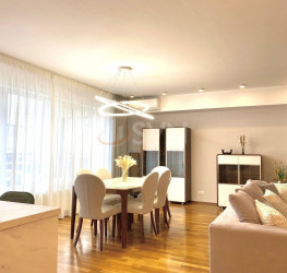Apartament, 3 rooms with underground parking included Bucuresti/Herastrau