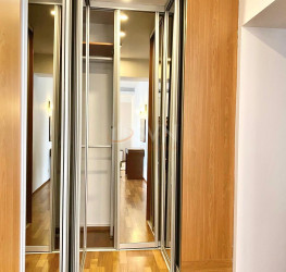 Apartament, 3 rooms with underground parking included Bucuresti/Herastrau