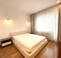 Apartament, 3 rooms with underground parking included Bucuresti/Herastrau