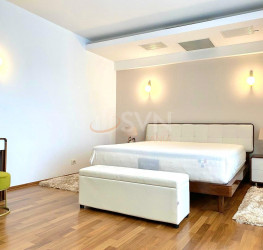 Apartament, 3 rooms with underground parking included Bucuresti/Herastrau