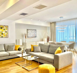 Apartament, 3 rooms with underground parking included Bucuresti/Herastrau