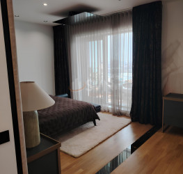 Apartament, 3 rooms with underground parking included Bucuresti/Domenii