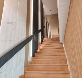 Apartament, 3 rooms with underground parking included Bucuresti/Domenii