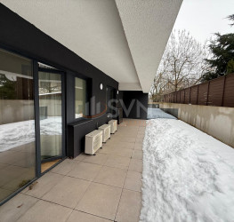 Apartament, 3 rooms with underground parking included Bucuresti/Baneasa