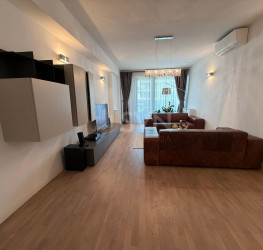 Apartament, 3 rooms with underground parking included Bucuresti/Nordului