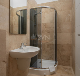Apartament, 3 rooms with underground parking included Bucuresti/Eminescu