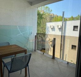Apartament, 3 rooms with underground parking included Bucuresti/Herastrau