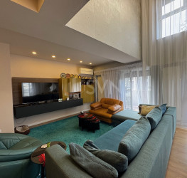 Apartament, 3 rooms with underground parking included Bucuresti/Pipera