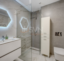 Apartament, 3 rooms with underground parking included Bucuresti/Straulesti