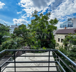 Apartament, 3 rooms with underground parking included Bucuresti/Amzei