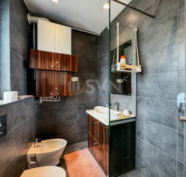 Apartament, 3 rooms with underground parking included Bucuresti/Amzei