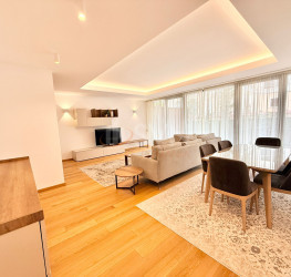 Apartament, 3 rooms with underground parking included Bucuresti/Primaverii