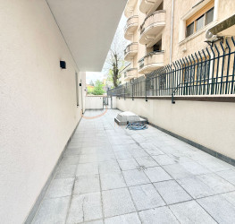Apartament, 3 rooms with underground parking included Bucuresti/Primaverii