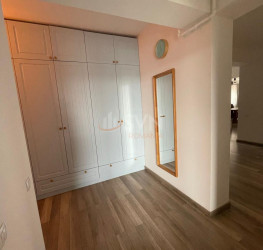 Apartament, 3 rooms with underground parking included Bucuresti/Aviatiei