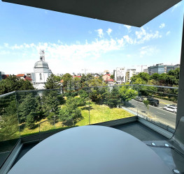 Apartament, 3 rooms with underground parking included Bucuresti/Herastrau