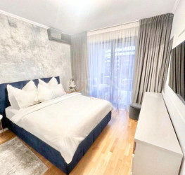 Apartament, 3 rooms with underground parking included Bucuresti/Aviatiei