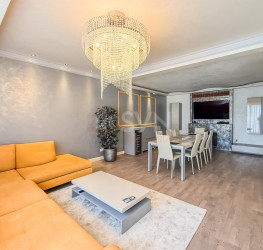 Apartament, 3 rooms with underground parking included Bucuresti/Herastrau