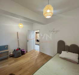 Apartament, 3 rooms with underground parking included Bucuresti/Baneasa