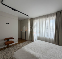 Apartament, 3 rooms with underground parking included Bucuresti/13 Septembrie