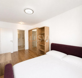 Apartament, 3 rooms with underground parking included Bucuresti/Lujerului