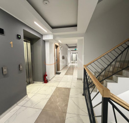 Apartament, 3 rooms with underground parking included Bucuresti/Lujerului