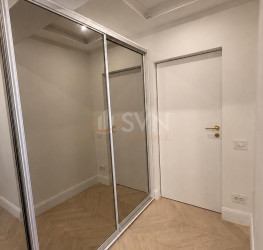 Apartament, 3 rooms with underground parking included Bucuresti/P-ta Unirii