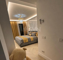 Apartament, 3 rooms with underground parking included Bucuresti/P-ta Unirii