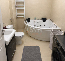 Apartament, 3 rooms with underground parking included Bucuresti/Herastrau