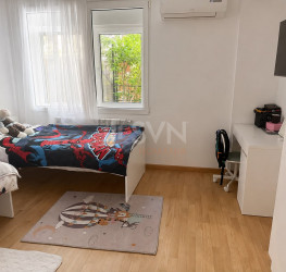 Apartament, 3 rooms with underground parking included Bucuresti/Herastrau
