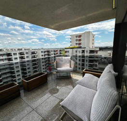 Apartament, 3 rooms with underground parking included Bucuresti/Pipera