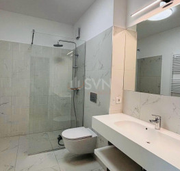Apartament, 3 rooms with underground parking included Bucuresti/Baneasa