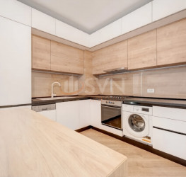 Apartament, 3 rooms with underground parking included Bucuresti/Pipera